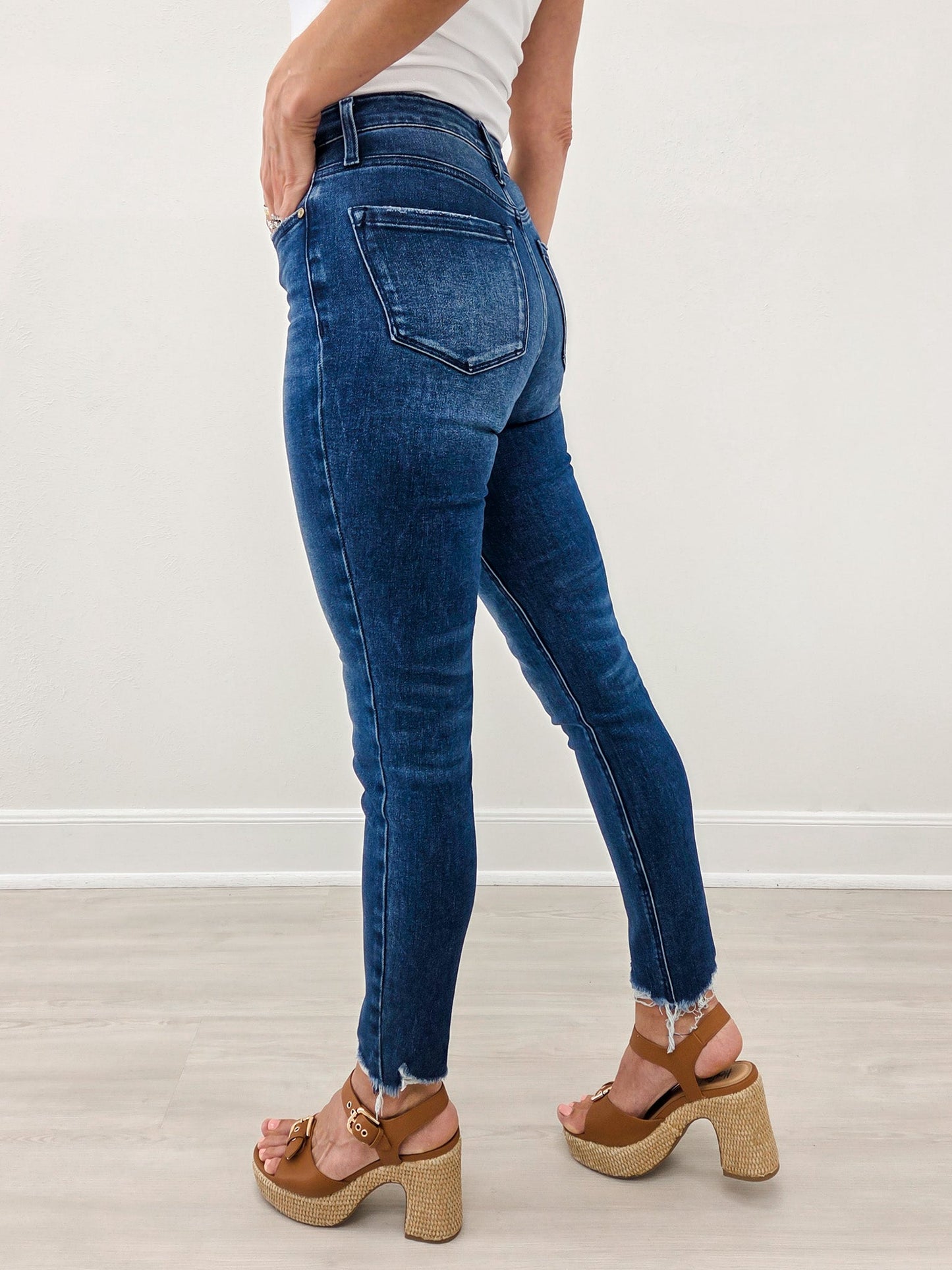 The Relaxed Skinny - Deep Indigo