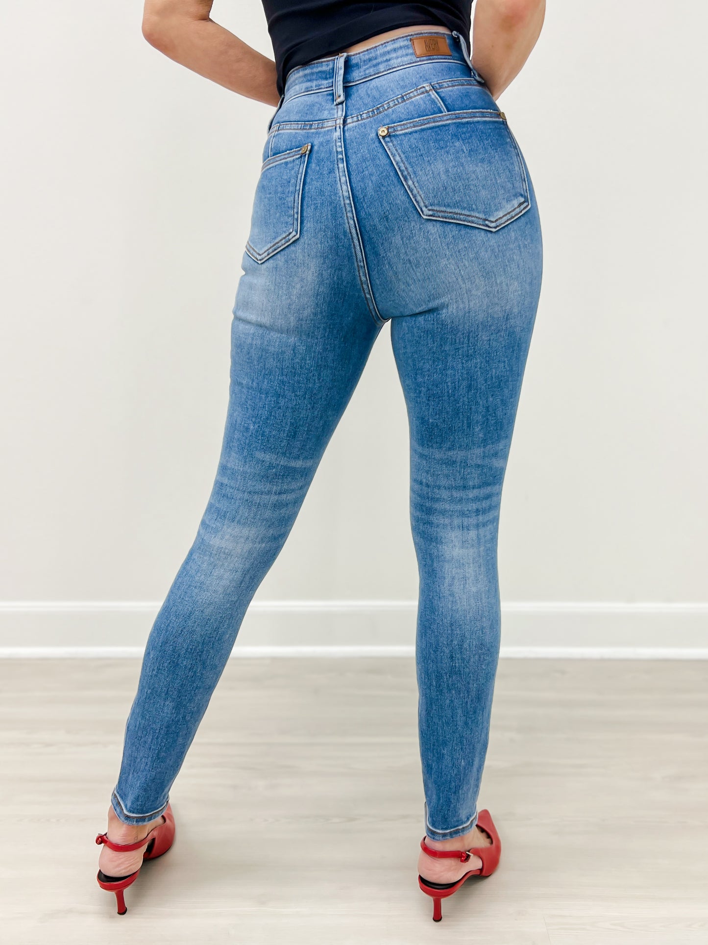 The Everyday Skinny - Classic Blue