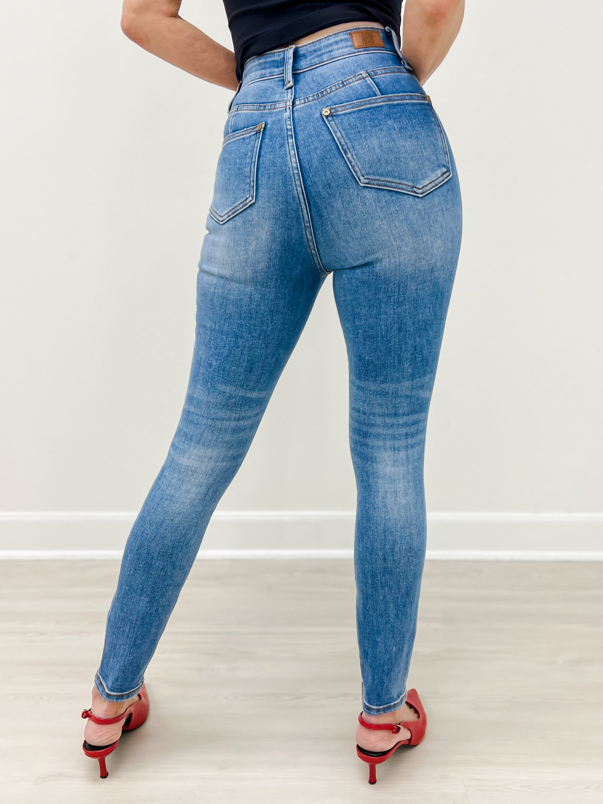 The Everyday Skinny - Classic Blue